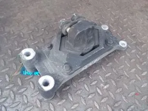 5010316681 RENAULT Подушка двигателя