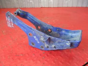 21171968 VOLVO Кронштейн замка кабины