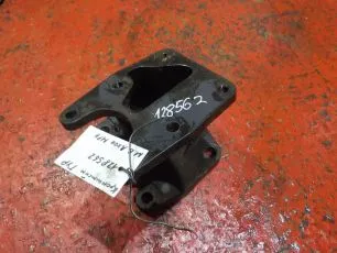 9404610240 MERCEDES Кронштейн гидроусилителя