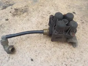 5010216965 RENAULT Кран 4-х контурный