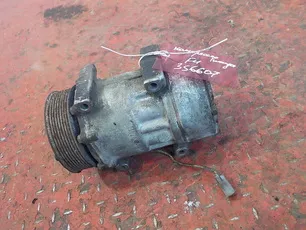 20593523 VOLVO Компрессор кондиционера