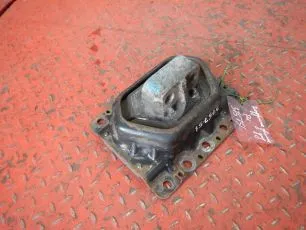 20723224 VOLVO Подушка двигателя
