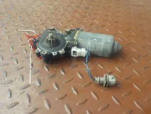 58209142 MERCEDES Моторчик стеклоподъемника правый