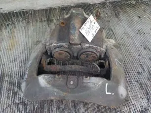 5001866508 RENAULT Суппорт левый