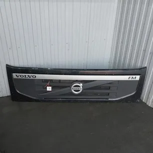 82257549 VOLVO Капот
