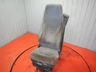 7485131012 RENAULT Сиденье левое