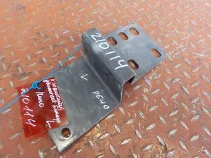 5010389109 RENAULT Кронштейн усилителя бампера левый
