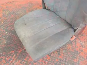 9439106601 MERCEDES Сиденье правое