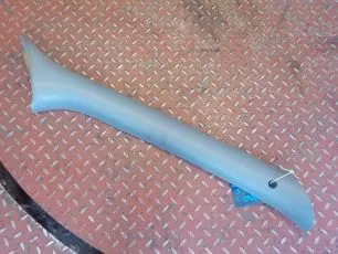 3802027 IVECO Накладка стойки