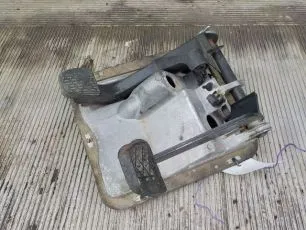 9702940001 MERCEDES Блок педалей