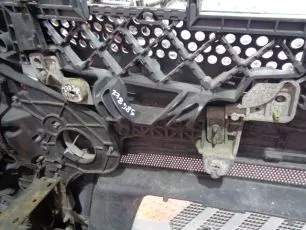 9608831701 MERCEDES Подножка бампера