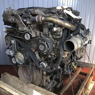20106500 MERCEDES Двигатель OM501