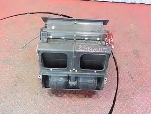 7420858881 RENAULT Отопитель