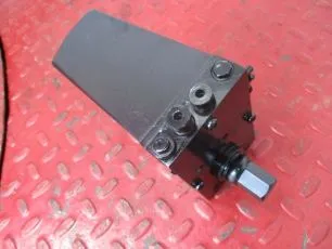 M4717001 MARSHALL Насос подъема кабины