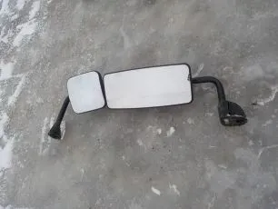 YT001324683 MERCEDES Зеркало правое