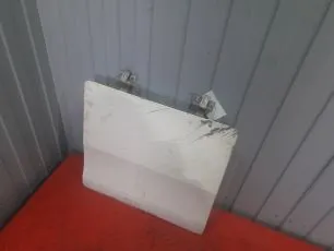 81669125289 MAN Крышка бардачка