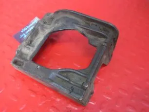 4572340739 MERCEDES Кронштейн компрессора кондиционера