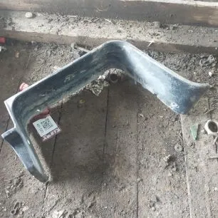 5010225392 RENAULT Корпус подножки нижний левый