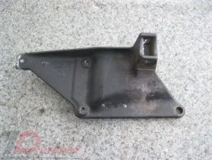 9406660931 MERCEDES Кронштейн подножки