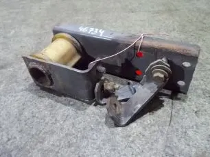 1629393 VOLVO Кронштейн стойки стабилизатора