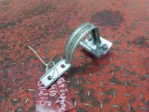 9437500221 MERCEDES Петля бардачка