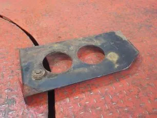 21225715 VOLVO Кронштейн глушителя