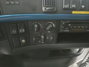 20508582 VOLVO Блок управления отопителя