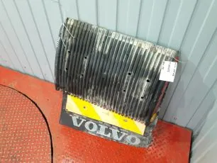8156554 VOLVO Крыло заднее / задняя часть
