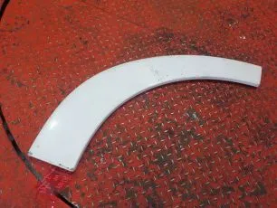 9436660737 MERCEDES Накладка крыла правая