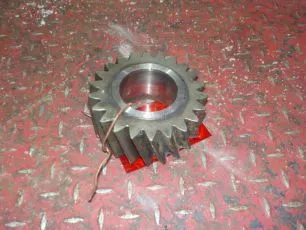 1316305001 RENAULT Шестерня задней передачи