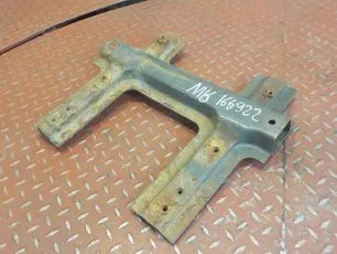 9406601930 MERCEDES Кронштейн подножки