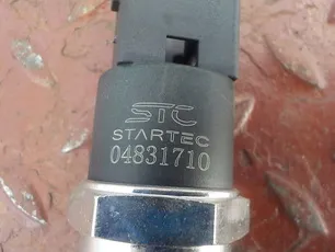INF01002 INFINITI Датчик давления масла