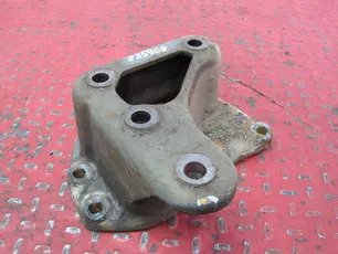 3987334 VOLVO Кронштейн гидроусилителя