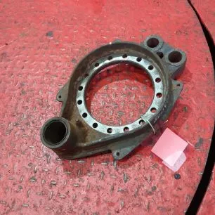 5010136724 RENAULT Щит опорный задний
