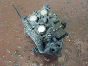 1744081 SCANIA Блок EGR
