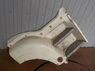 81615100470 MAN Корпус подножки верхний правый