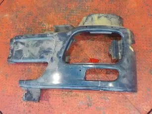 9438800870 MERCEDES Бампер передний левая часть