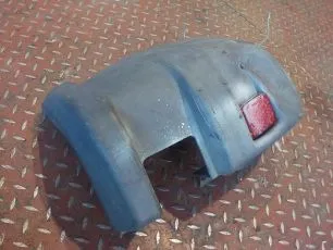 504099511 IVECO Угол бампера правый