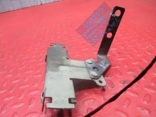 21252110 VOLVO Кронштейн воздуховода