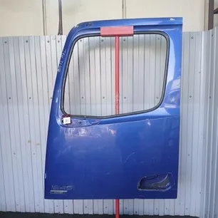 9607202303 MERCEDES Дверь левая