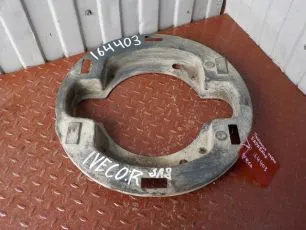 42536145 IVECO Пыльник тормозного барабана