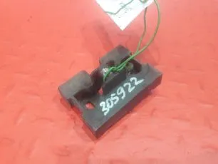 81611406006 MAN Замок капота