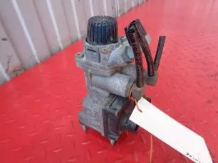34319506 MERCEDES Кран главный тормозной