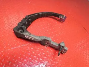21638271 VOLVO Кронштейн глушителя