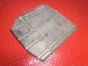 21638275 VOLVO Защита глушителя