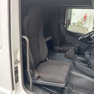 9679101003 MERCEDES Сиденье правое