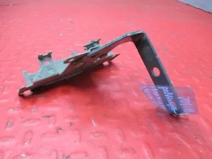 21252110 VOLVO Кронштейн воздуховода
