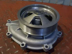 31550 FEBI Насос водяной