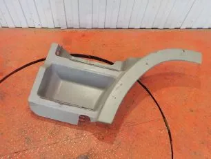 9436600301 MERCEDES Корпус подножки верхний левый