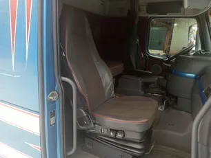20379534 VOLVO Сиденье правое